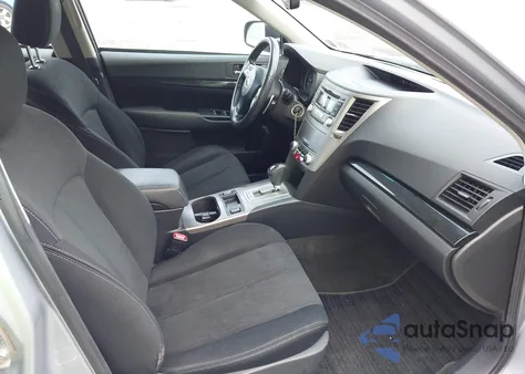 2013 Subaru Legacy 2.5 I Sport z USA, uszkodzony, nr VIN 4S3BMBG64D3028407